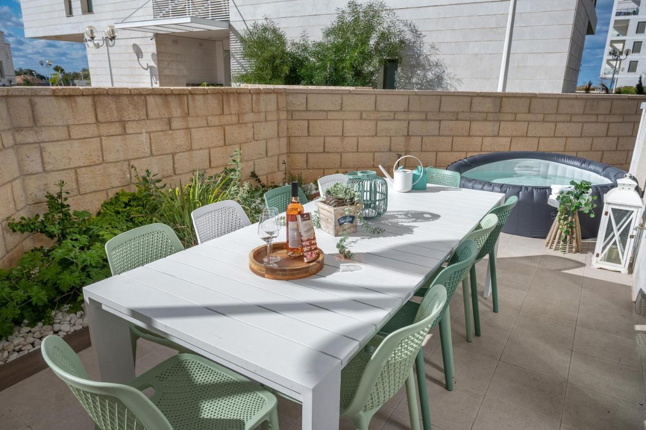 Sunset - Achziv Beach Apartment - סנסט חוף אכזיב Naharija Kültér fotó