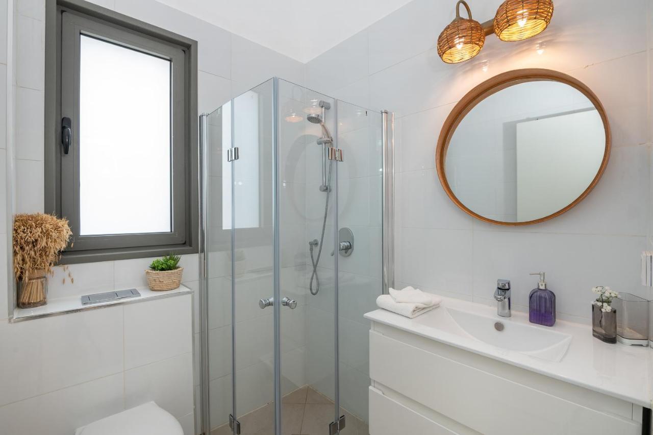 Sunset - Achziv Beach Apartment - סנסט חוף אכזיב Naharija Kültér fotó
