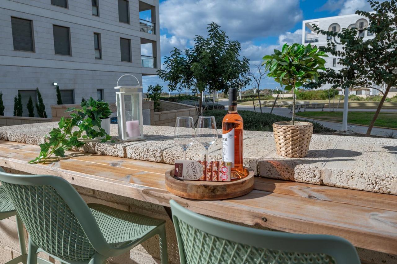 Sunset - Achziv Beach Apartment - סנסט חוף אכזיב Naharija Kültér fotó